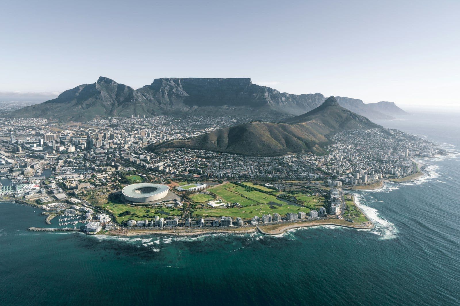 Cape Town Essentials: Coast, City Bowl, and Day Trips